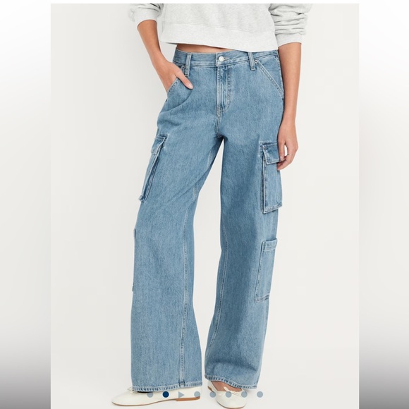 Old Navy Denim - Old Navy Mid-Rise Baggy Wide-Leg Cargo Jeans | size 0